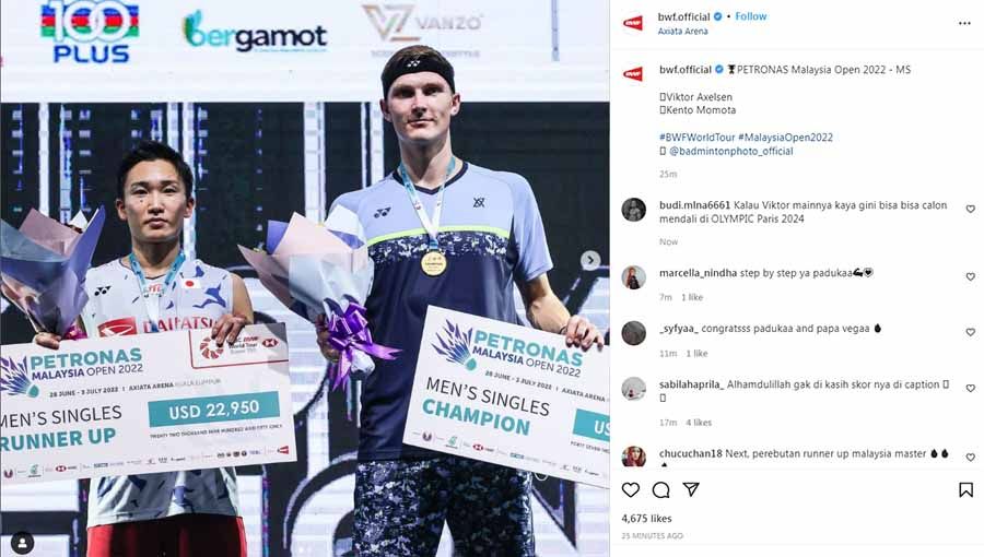 Kento Momota vs Viktor Axelsen di Final Malaysia Open 2022. Foto: Instagram@#malaysiaopen2022 Copyright: © Instagram@#malaysiaopen2022