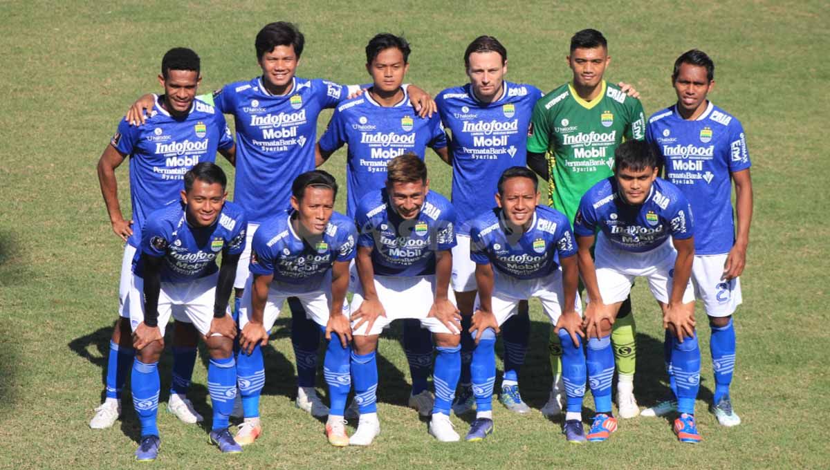 Starting eleven Persib saat mengahadapi Persib U-20 di Stadion Persib, Jalan Ahmad Yani, Kota Bandung, Sabtu (09/07/22). Copyright: © Arif Rahman/INDOSPORT