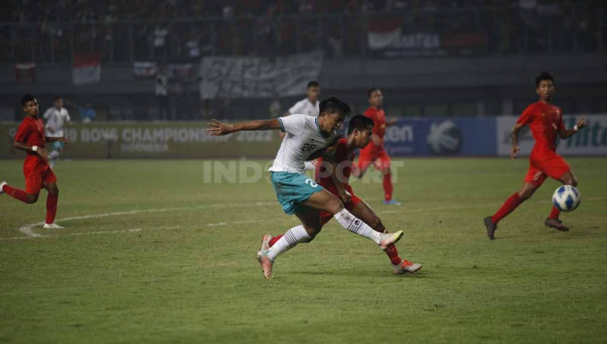 Pertandingan antara Timnas Indonesia U-19 vs Myanmar U-19 Piala AFF U-19 di Stadion Patriot, Minggu (10/07/22). Copyright: © Herry Ibrahim/INDOSPORT