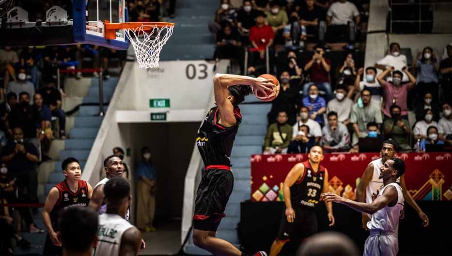 Pertandingan antara Timnas Basket Indonesia vs Arab Saudi. Foto: fiba.basketball Copyright: © fiba.basketball