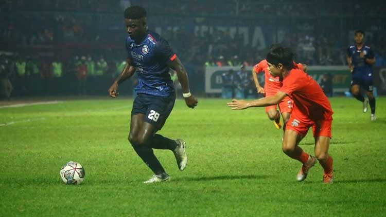 Penyerang Arema FC, Abel Camara, di final leg pertama Piala Presiden 2022 melawan Borneo FC, Kamis (14/07/22) Copyright: © Ian Setiawan/INDOSPORT