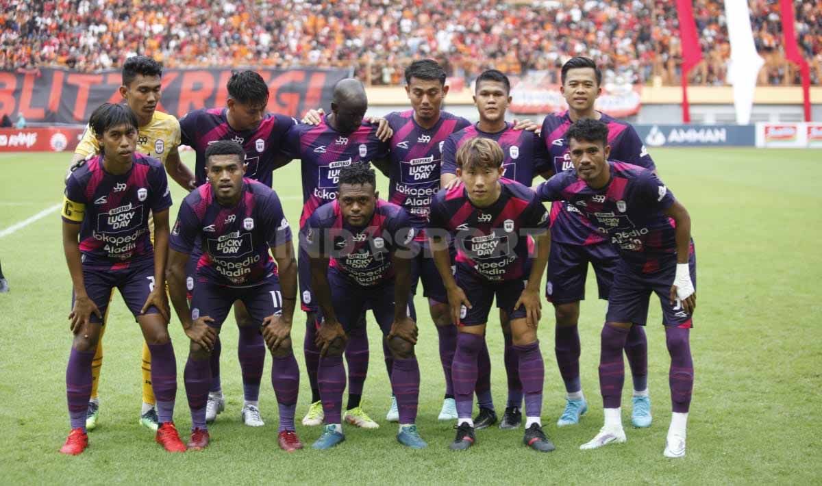 Acara launching tim Persija Jakarta untuk Liga 1 2022/2023 sekaligus pertandingan uji coba melawan RANS Nusantara di Stadion Wibawa Mukti, Sabtu (16/07/22). Copyright: © Herry Ibrahim/INDOSPORT