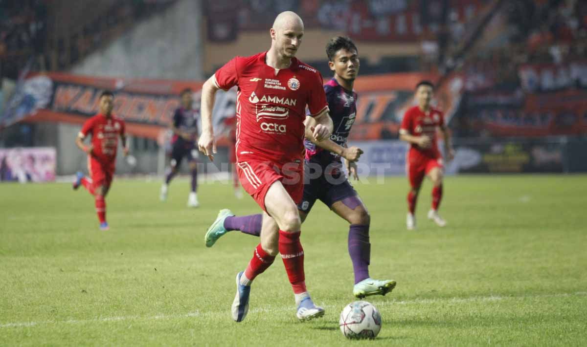 Striker Persija Jakarta, Michael Krmencik, sudah menunjukkan ketajamannya bersama Persija Jakarta, terbaru dia berhasil mencetak dua gol. Copyright: © Herry Ibrahim/INDOSPORT