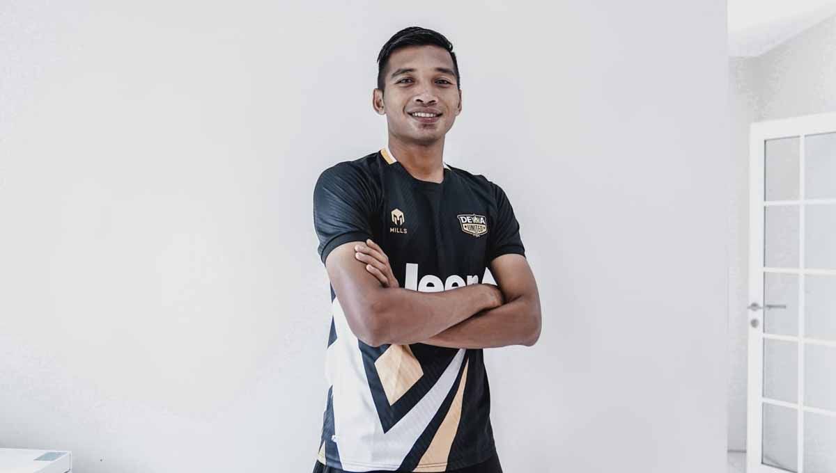 Dewa United mengumumkan rekrutan terbaru untuk Liga 1, yakni M. Zaenuri. Foto: Dewa United Copyright: © Dewa United