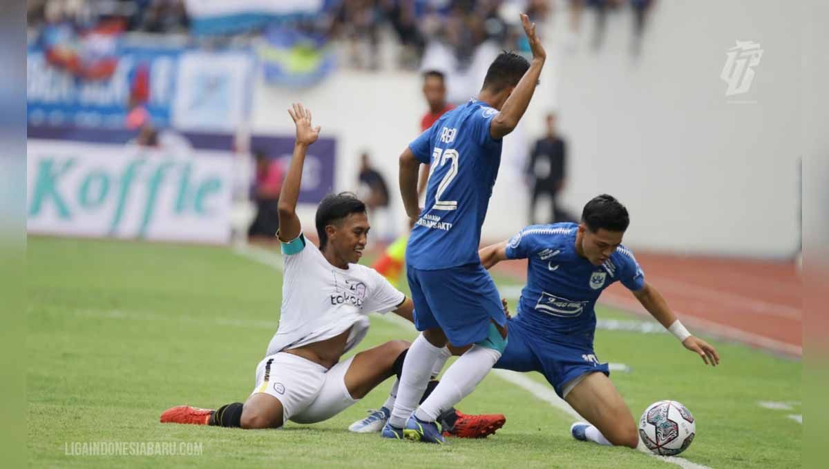 Pertandingan Liga 1 antara PSIS Semarang vs RANS Nusantara FC, Sabtu (23/07/22). Foto: ligaindonesiabaru Copyright: © ligaindonesiabaru