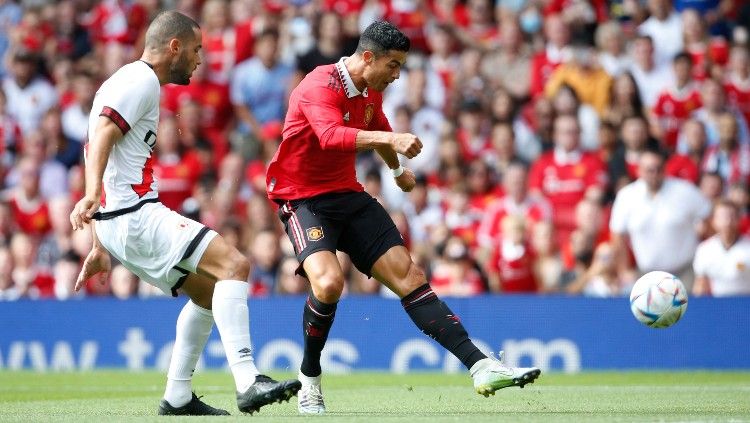 Aksi Cristiano Ronaldo di laga pramusim Manchester United vs Rayo Vallecano (31/07/22). (Foto: Reuters/Ed Sykes) Copyright: © Reuters/Ed Sykes