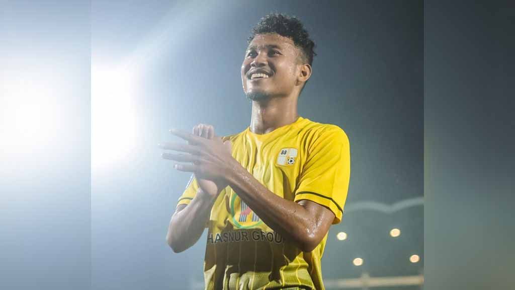 Pelatih Barito Putera, Rahmad Darmawan, mengatakan siap melepas bek kanan andalan, Bagas Kaffa jika dipanggil ke Timnas Indonesia U-22 untuk SEA Games 2023. Foto: Barito Putera Copyright: © Barito Putera