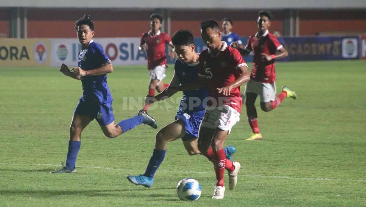 Gelandang Timnas Indonesia U-16, Tegar Islami, mengatakan persiapan untuk lawan Singapura di Grup A Piala AFF U-16 2022, Rabu (03/08/22). Copyright: © Nofik Lukman Hakim/INDOSPORT