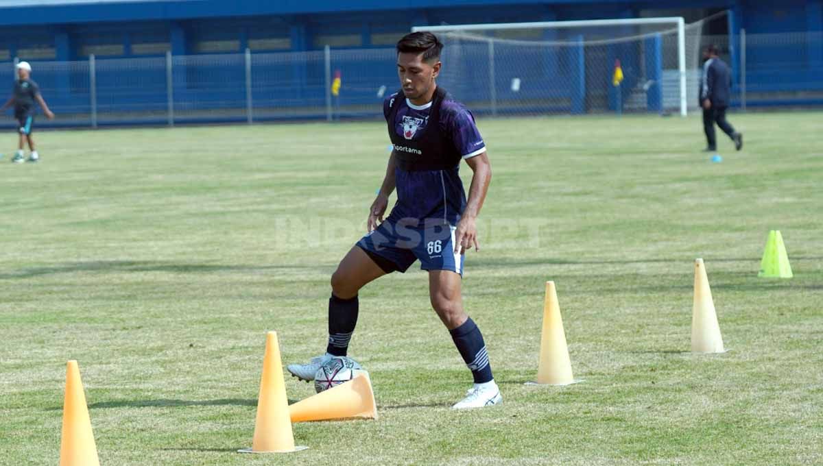 Pemain asing Persib asal Filipina, Daisuke Sato. Foto: Arif Rahman/INDOSPORT. Copyright: © Arif Rahman/INDOSPORT