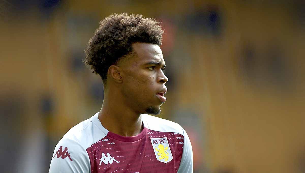 Gelandang muda Aston Villa, Carney Chukwuemeka, baru saja resmi bergabung ke klub Liga Inggris (Premier League) yakni Chelsea. Foto: REUTERS/Rebecca Naden Copyright: © REUTERS/Rebecca Naden