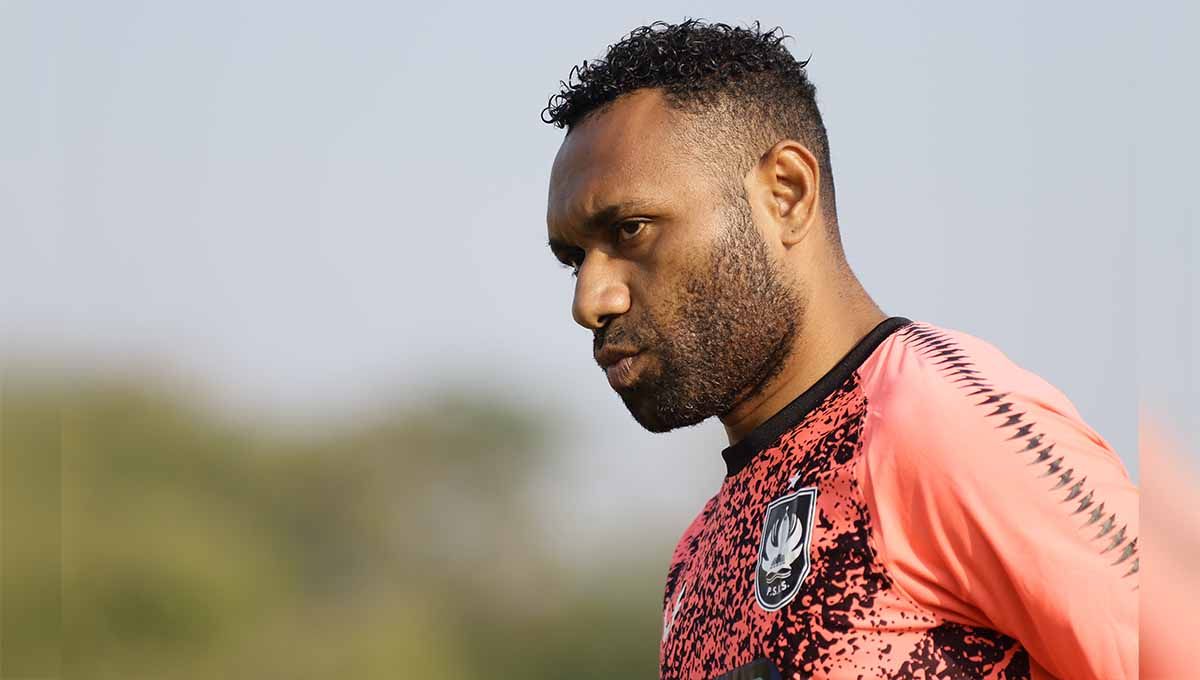 PSIS Semarang resmi melepas striker asal Papua, Titus Bonai. Copyright: © PSIS Semarang
