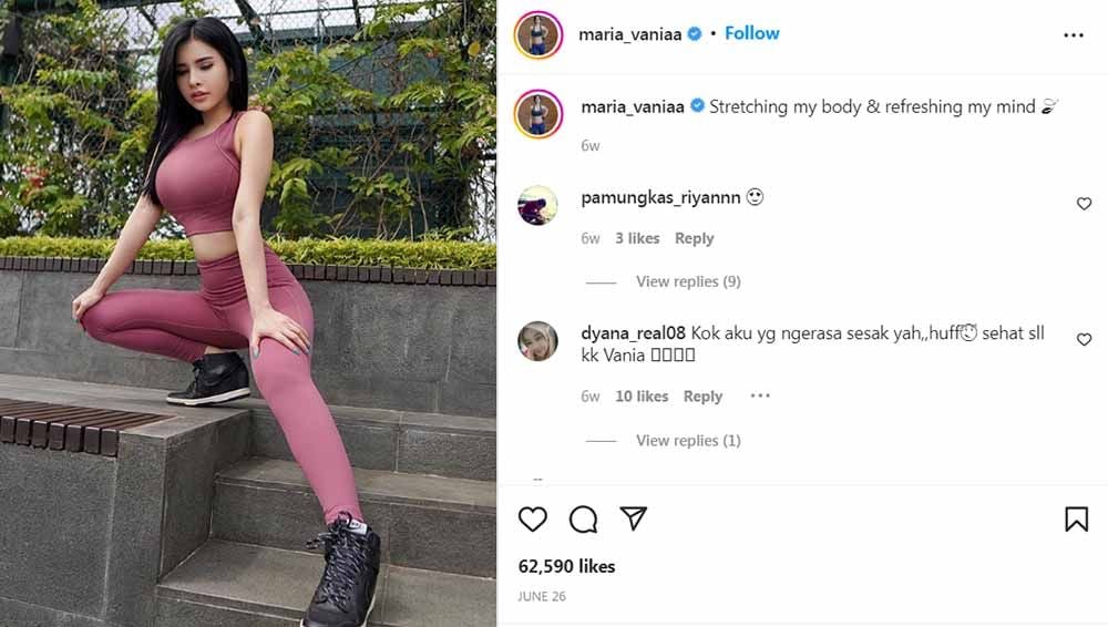Duduk sejenak untuk rehat usai jalani workout, selebgram pemersatu bangsa, Maria Vania, langsung curi perhatian netizen dengan pose menantang yang diunggah. Copyright: © Instagram@maria_vaniaa