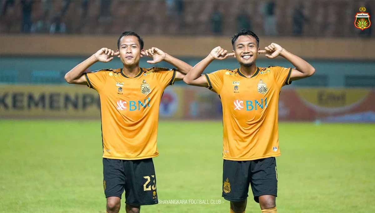 Pertandingan antara Bhayangkara FC vs Persebaya Surabaya pada pekan ketiga Liga 1 2022/2023 di Stadion Wibawa Mukti, Cikarang, Minggu (07/08/22). Bhayangkara FC menang 1-0 atas Persebaya. Foto: Official Bhayangkara FC Copyright: © Official Bhayangkara FC