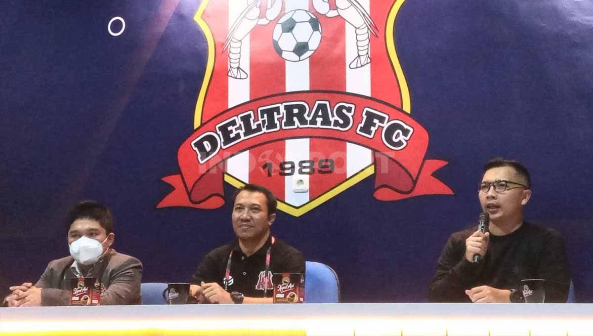 Deltras Sidoarjo segera menyikapi susunan jadwal yang telah diterbitkan PT Liga Indonesia Baru (LIB), selaku operator kompetisi Liga 2 musim ini. Copyright: © Ian Setiawan/INDOSPORT