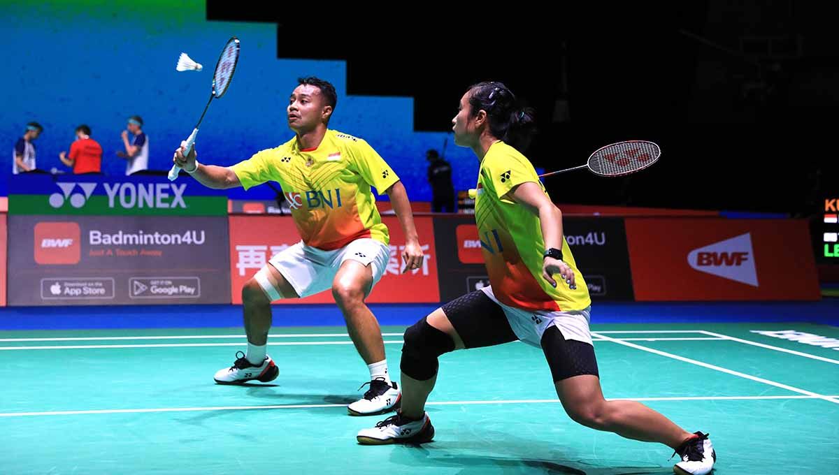 Pasangan ganda campuran Indonesia Rehan Naufal/Lisa Ayu di Kejuaraan Dunia Bulutangkis 2022. Foto: PBSI Copyright: © PBSI