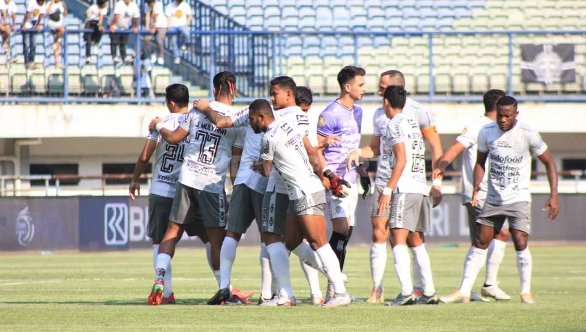 Pertandingan Persib vs Bali United di Stadion Gelora Bandung Lautan Api, Kota Bandung, Selasa (23/08/22). Copyright: © Arif Rahman/INDOSPORT