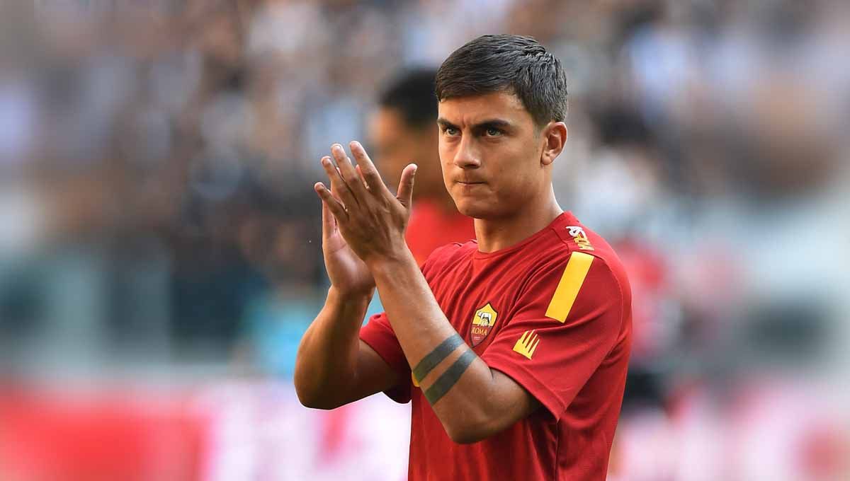 Paulo Dybala mendapat sambutan meriah dari publik Turin yang datang ke Allianz Arena saat pertandingan Liga Italia antara Juventus vs AS Roma, Sabtu (27/08/22) Foto: REUTERS/Massimo Pinca Copyright: © REUTERS/Massimo Pinca