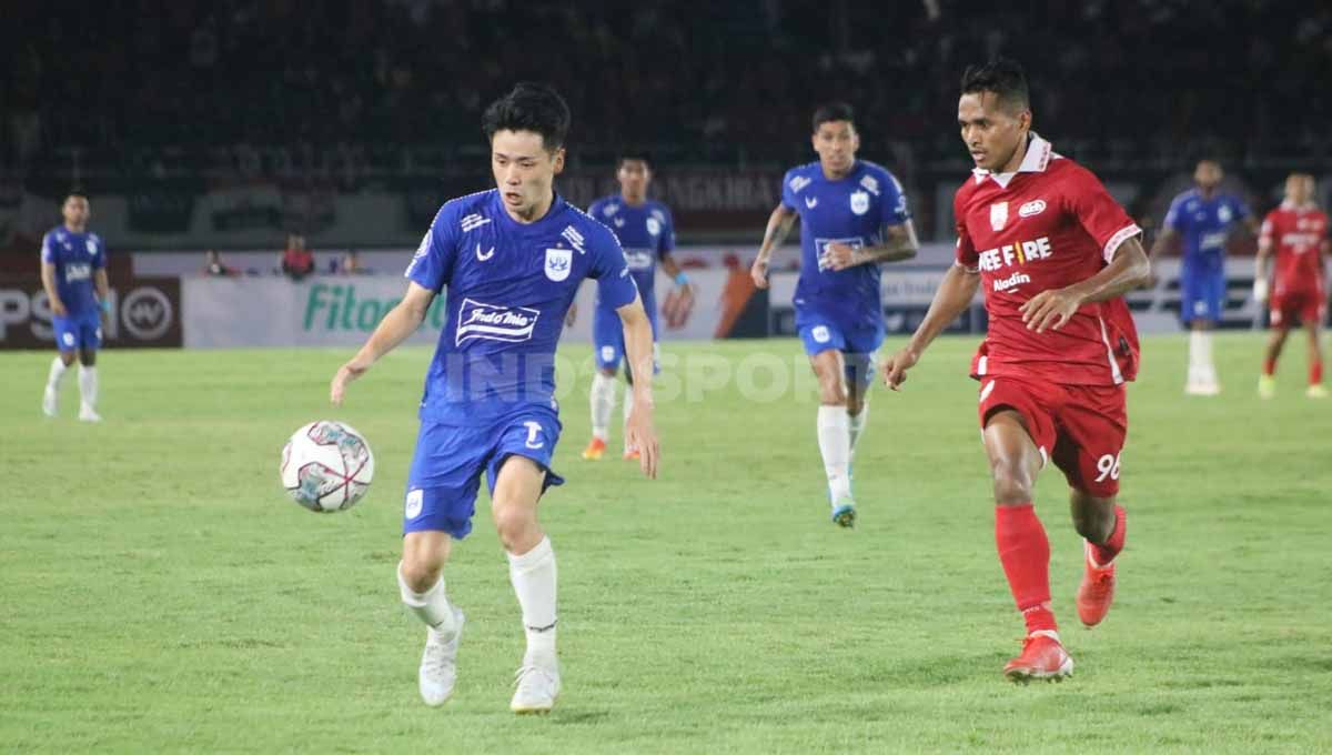 Pertandingan antara Persis Solo melawan PSIS Semarang di BRI Liga 1 2022. Copyright: © Nofik Lukman Hakim/INDOSPORT