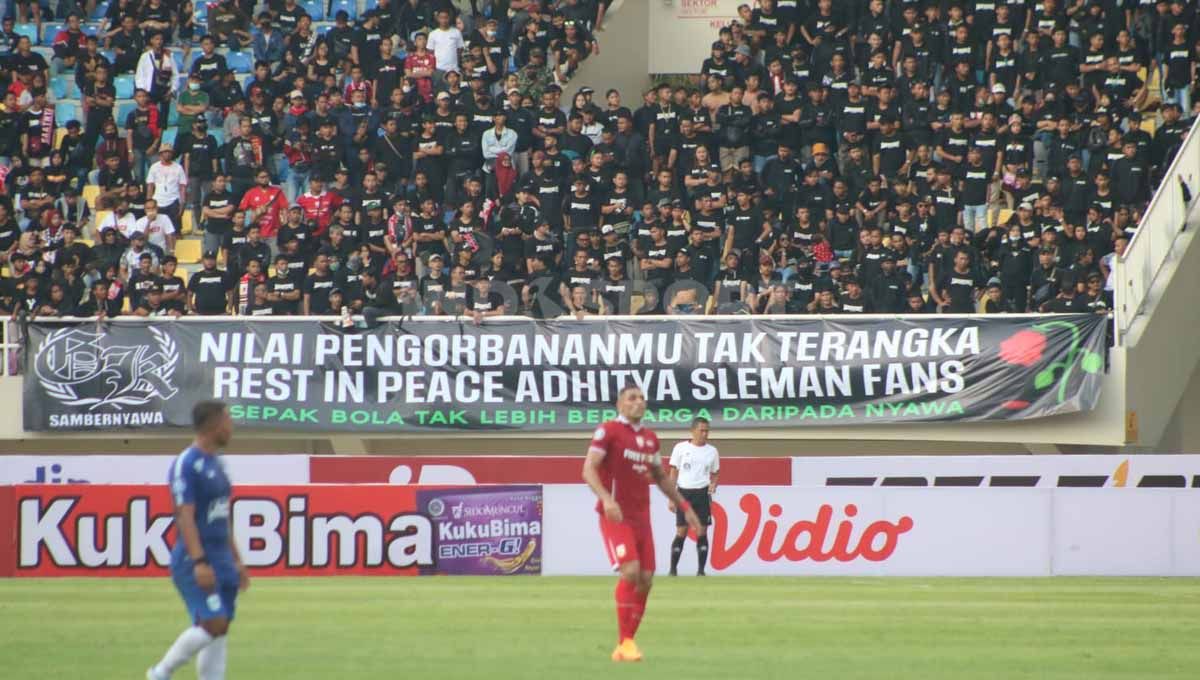 Pertandingan antara Persis Solo melawan PSIS Semarang di BRI Liga 1 2022. Copyright: © Nofik Lukman Hakim/INDOSPORT