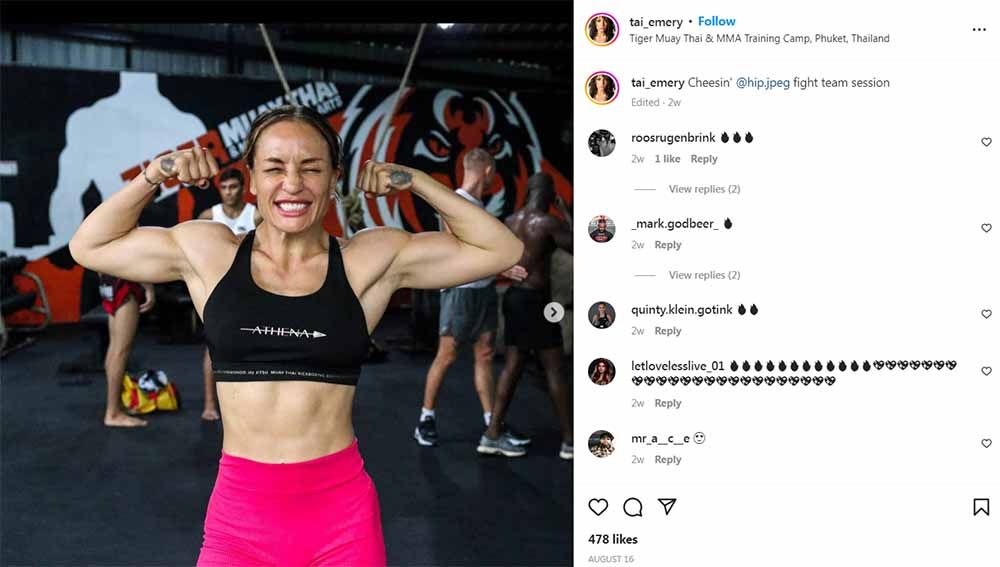 Petarung MMA wanita asal Australia, Tai Emery memamerkan payudaranya usai bikin KO lawannya di ajang Bare Knuckle Fighting Championship (BKFC). Foto: Instagram@tai_emery Copyright: © Instagram@tai_emery