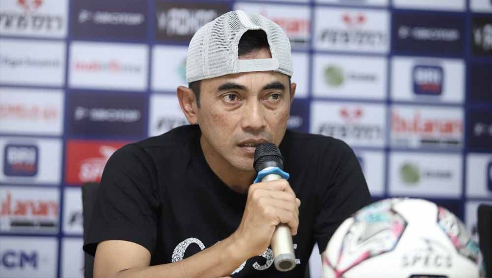 Pelatih PSS Sleman, Seto Nurdiyantoro, prihatin dengan situasi yang ada di Liga 1 2022/2023 setelah pelatih lokal berguguran. Copyright: © PSS Sleman