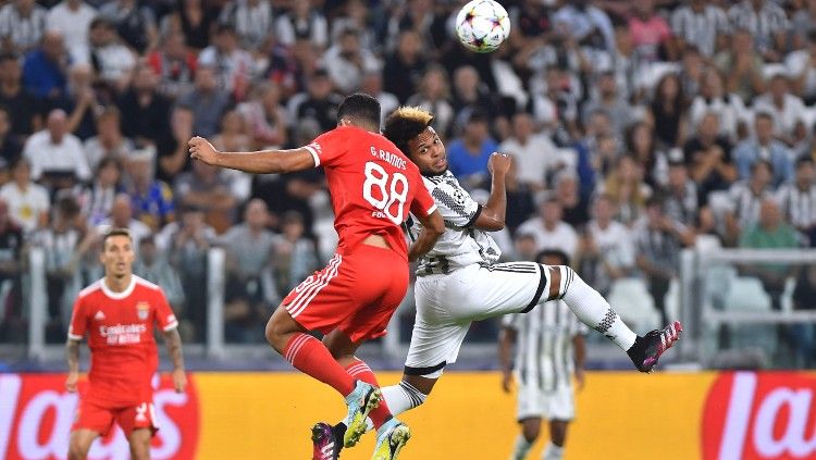 Aksi Weston McKennie di laga Juventus vs Benfica (15/09/22). (Foto: REUTERS/Massimo Pinca) Copyright: © REUTERS/Massimo Pinca