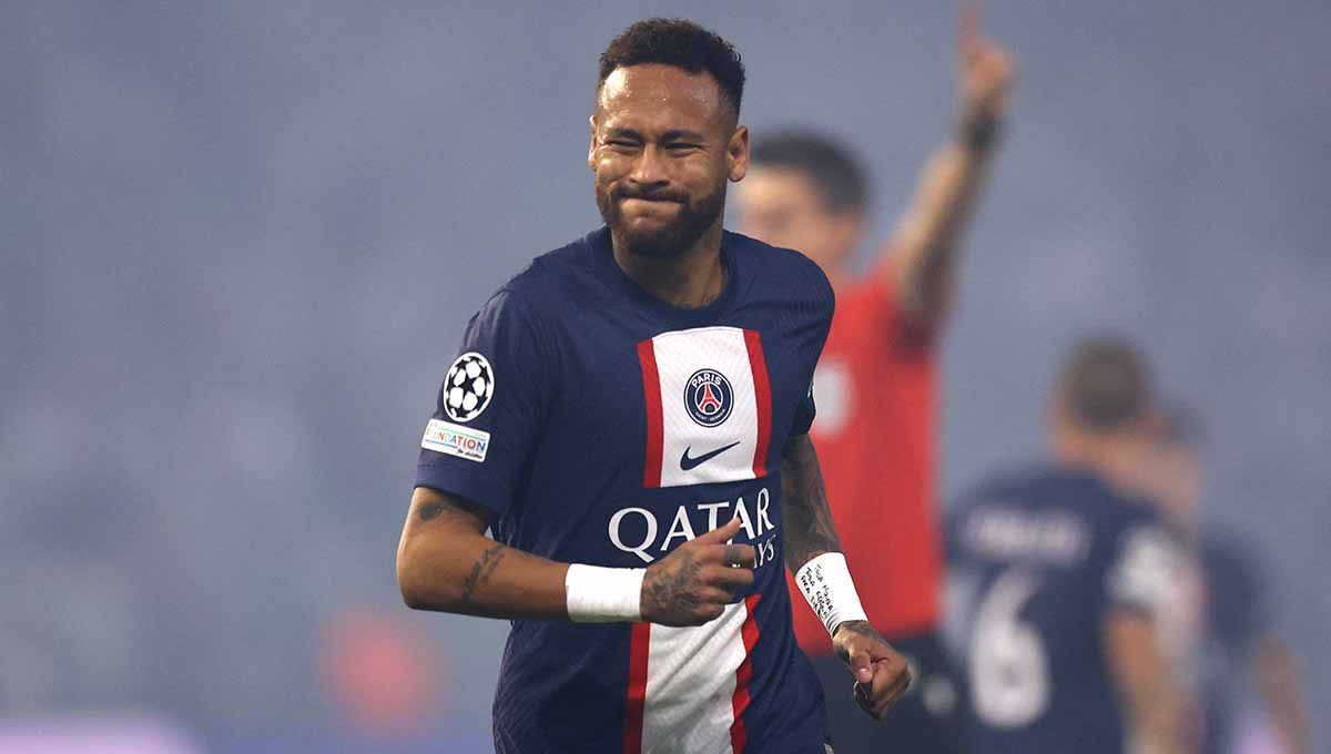 Selebrasi gol Neymar yang berujung kartu kuning jadi kontroversi pada kemenangan Paris Saint-Germain atas klub asal Israel, Maccabi Haifa, di Liga Champions. Foto: REUTERS/Ronen Zvulun Copyright: © REUTERS/Ronen Zvulun