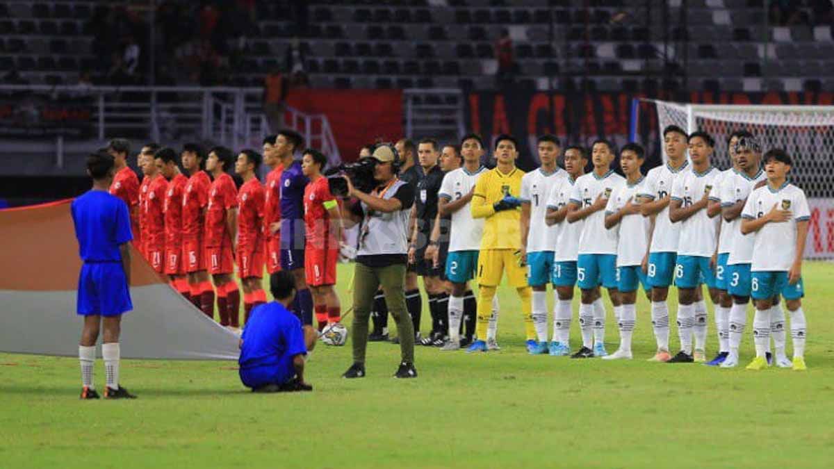 Pertandingan antara Timnas Indonesia U-20 vs Hong Kong di Kualifikasi Piala Asia U-20 2023. Foto: Ian Setiawan/INDOSPORT Copyright: © Ian Setiawan/INDOSPORT