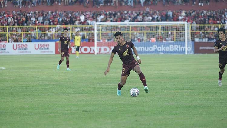Penyerang belia PSM Makassar, M Ramadhan Sananta, melakoni debutnya sebagai starter kontra Arema FC pada pekan kelima BRI Liga 1 2022/23. Copyright: © Adriyan Adirizky/INDOSPORT