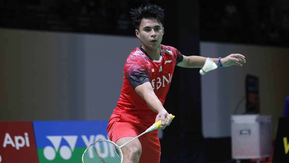 Pebulutangkis tunggal putra Indonesia, Ikhsan Leonardo Imanuel Rumbay di  di turnamen Kapal Api Indonesia International Series 2022. Foto: PBSI Copyright: © PBSI