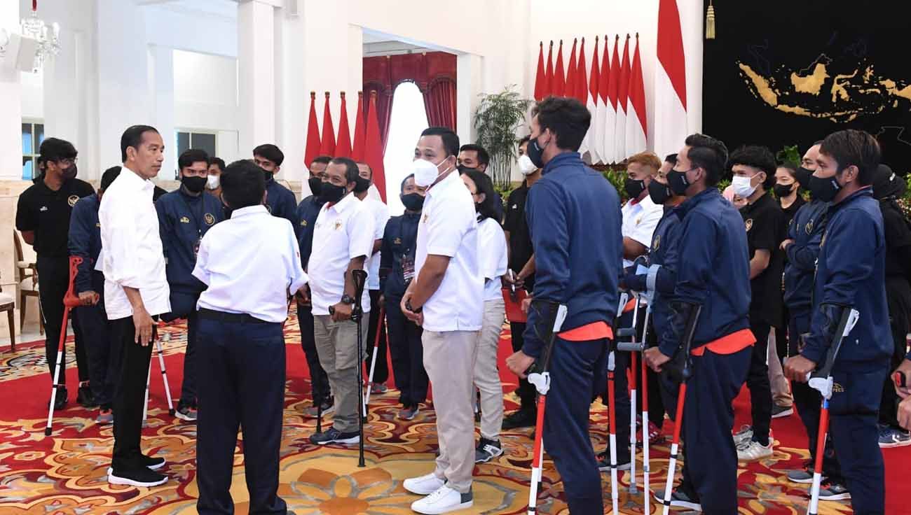 Presiden Joko Widodo menerima Timnas Sepak Bola Amputasi Indonesia di Istana Negara, Rabu (21/09/22). Foto: BPMI Setpres/Kris Copyright: © BPMI Setpres/Kris