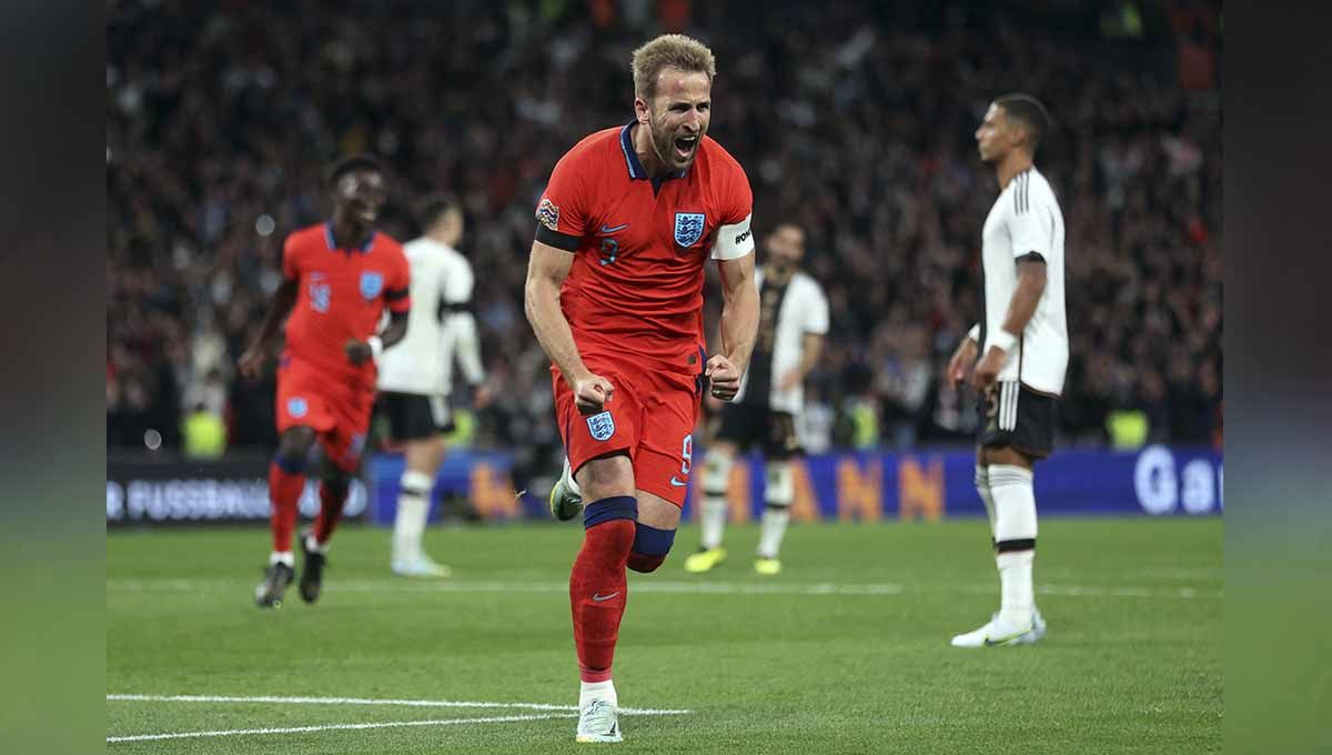 Selebrasi pemain Inggris Harry Kane usai mencetak gol ketiga mereka saat melawan Jerman. Foto: Reuters/Carl Recine Copyright: © Reuters/Carl Recine