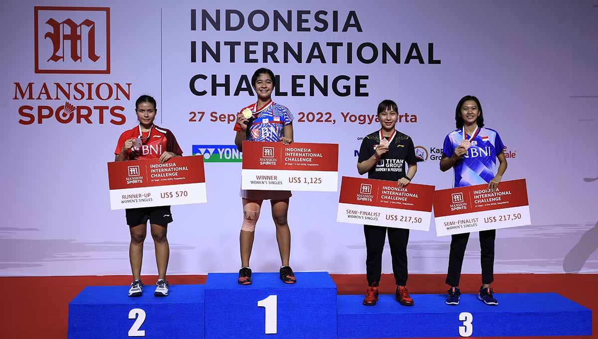 Tunggal putri Indonesia Ester Nurumi Tri Wardoyo di Turnamen Indonesia International Challenge 2022. PBSI Copyright: © PBSI