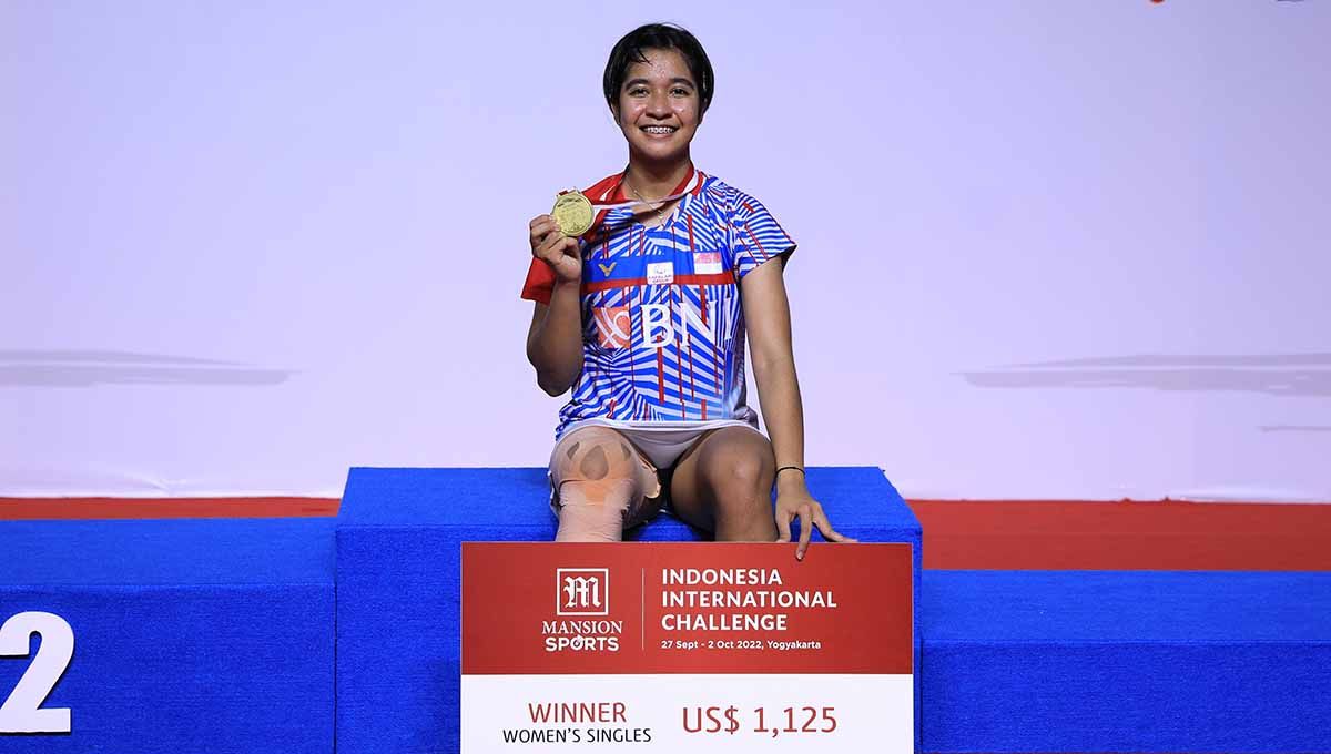 Tunggal putri Indonesia Ester Nurumi Tri Wardoyo di Turnamen Indonesia International Challenge 2022. PBSI Copyright: © PBSI