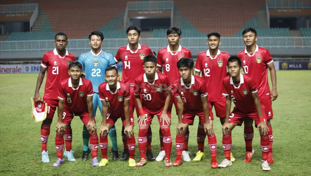 Starting eleven Timnas Indonesia U-17 di Kualifikasi AFC U17 2022, Senin (03/10/22). Copyright: © Herry Ibrahim/INDOSPORT