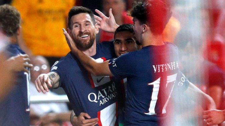 Selebrasi Lionel Messi di laga Benfica vs PSG (06/10/22). (Foto: REUTERS/Pedro Nunes) Copyright: © REUTERS/Pedro Nunes