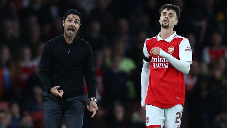 Mikel Arteta tetap menyanjung Fabio Vieira dan Jakub Kiwior meski gagal membantu Arsenal mencuri kemenangan dari Sporting Lisbon di 16 besar Liga Europa. (Foto: REUTERS/David Klein) Copyright: © REUTERS/David Klein