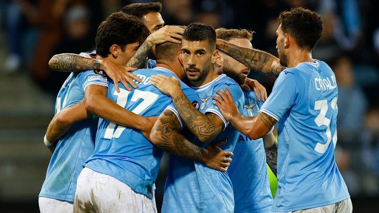 Skuad Lazio di laga kontra Sturm Graz (07/10/22). (Foto: REUTERS/Lisa Leutner) Copyright: © REUTERS/Lisa Leutner