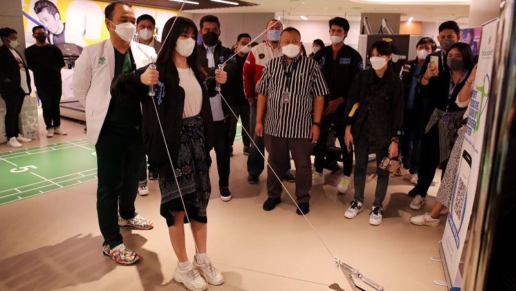 Penyediaan fasilitas kesehatan dan kebugaran bagi para atlet eSports. Copyright: © Piala Presiden Esports 2022