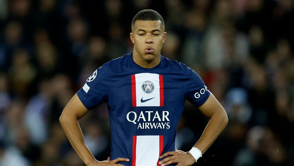 Kylian Mbappe saat laga Liga Champions antara Paris Saint-Germain vs Benfica Copyright: © Reuters/Gonzalo Fuentes