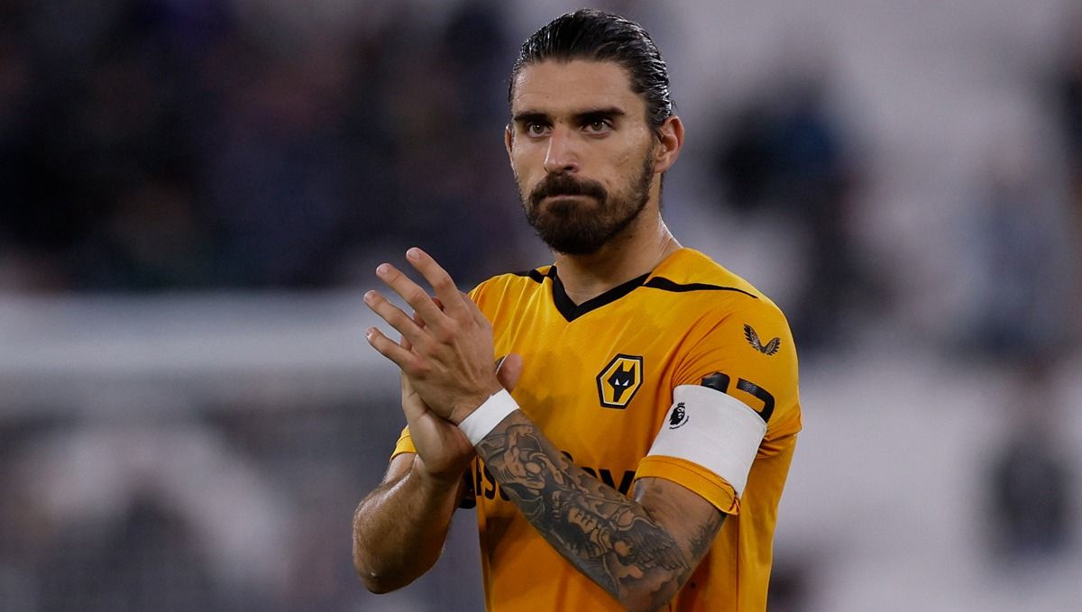 Ruben Neves saat laga Liga Inggris antara West Ham United vs Wolverhampton Wanderers Copyright: © Reuters/Andrew Couldridge