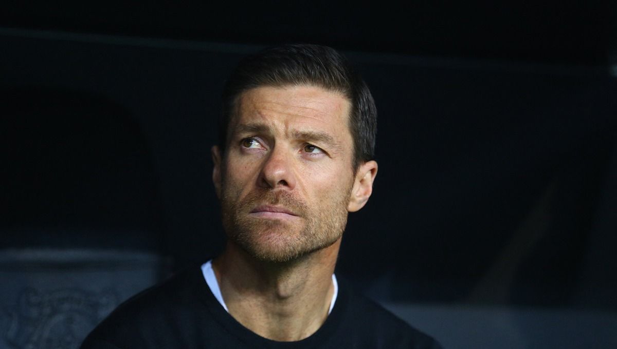 Xabi Alonso dikaitkan dengan potensi merapat ke Real Madrid atau Liverpool. Foto: Reuters/Thilo Schmuelgen. Copyright: © Reuters/Thilo Schmuelgen