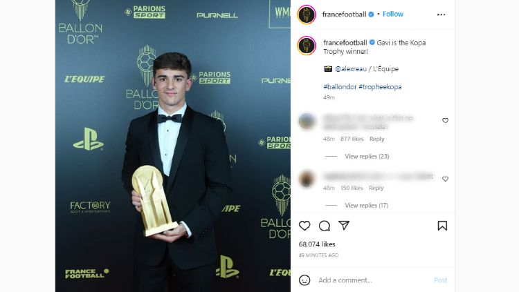 Pemain muda Barcelona, Gavi sukses meraih gelar Kopa Trophy atau penghargaan Pemain Muda Terbaik pada ajang Ballon d'Or 2022. Copyright: © instagram.com/francefootball