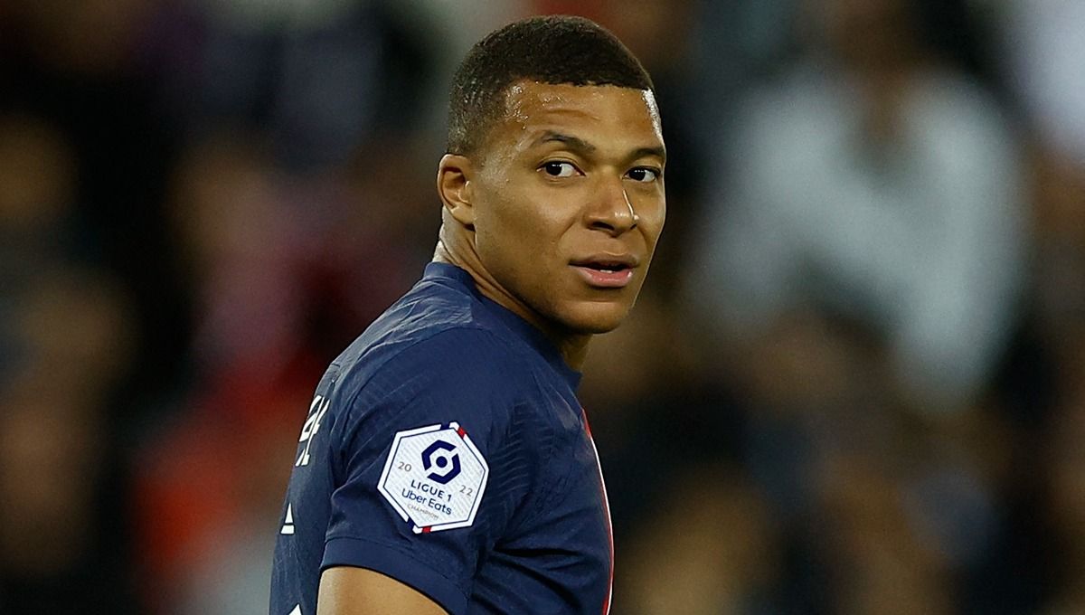 Kylian Mbappe masih dikaitkan dengan Real Madrid. Foto: REUTERS/Christian Hartmann. Copyright: © Reuters/Christian Hartmann