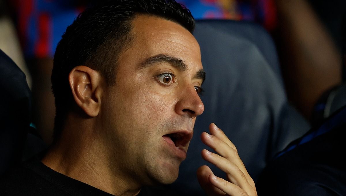 Pemain ‘kesayangan’ Xavi Hernandez, Gavi, dikabarkan cedera sehingga muncul dugaan apakah sang pemain bakal melewatkan laga Barcelona vs Bayern Munchen. Copyright: © Reuters/Albert Gea