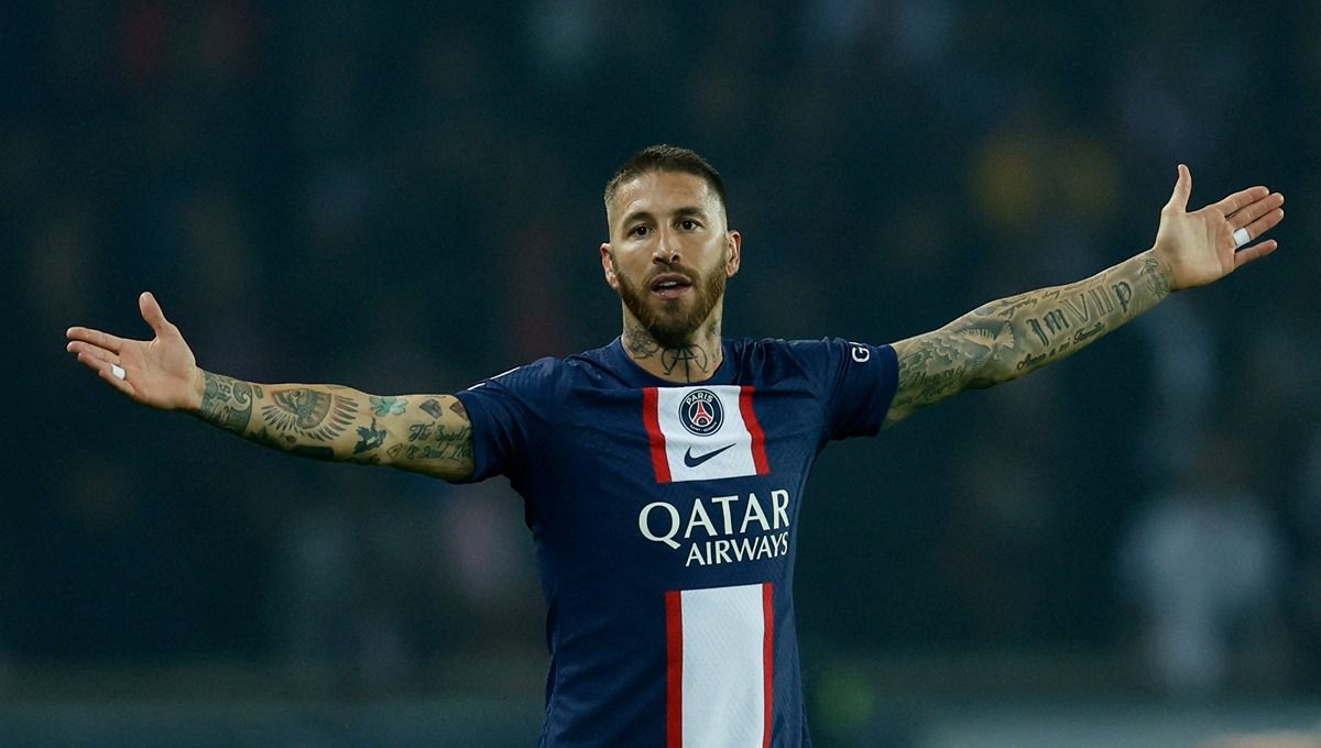 Pemain Paris Saint-Germain, Sergio Ramos, ogah ikuti Lionel Messi ke Major League Soccer (MLS) agar tetap bisa bermain di Liga Champions 2023-2024. Foto: REUTERS/Gonzalo Fuentes Copyright: © Reuters/Gonzalo Fuentes