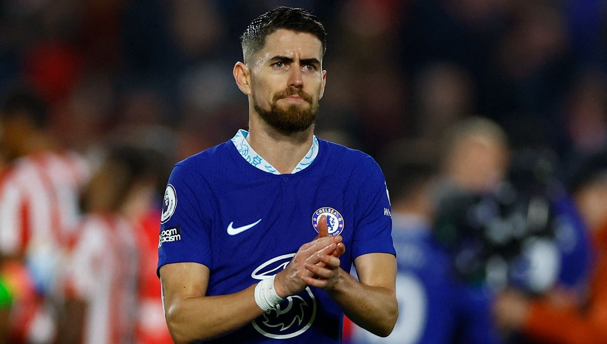 Jorginho dilaporkan telah mencapai kata sepakat untuk bergabung dengan Arsenal, menyusul ketertarikan dari Mikel Arteta atas gelandang veteran Chelsea. Foto: REUTERS/Andrew Boyers Copyright: © Reuters/Andrew Boyers