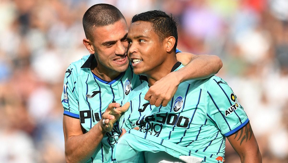 Merih Demiral dan Luis Muriel, pemain Atalanta. Foto: REUTERS/Jennifer Lorenzini Copyright: © Reuters/Jennifer Lorenzini