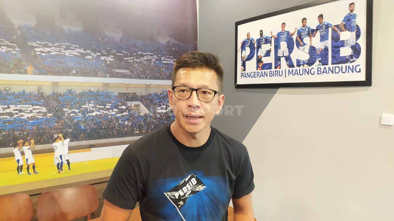 Direktur PT Persib Bandung Bermartabat (PBB), Teddy Tjahjono. (Foto: Arif Rahman/INDOSPORT) Copyright: © Arif Rahman/INDOSPORT