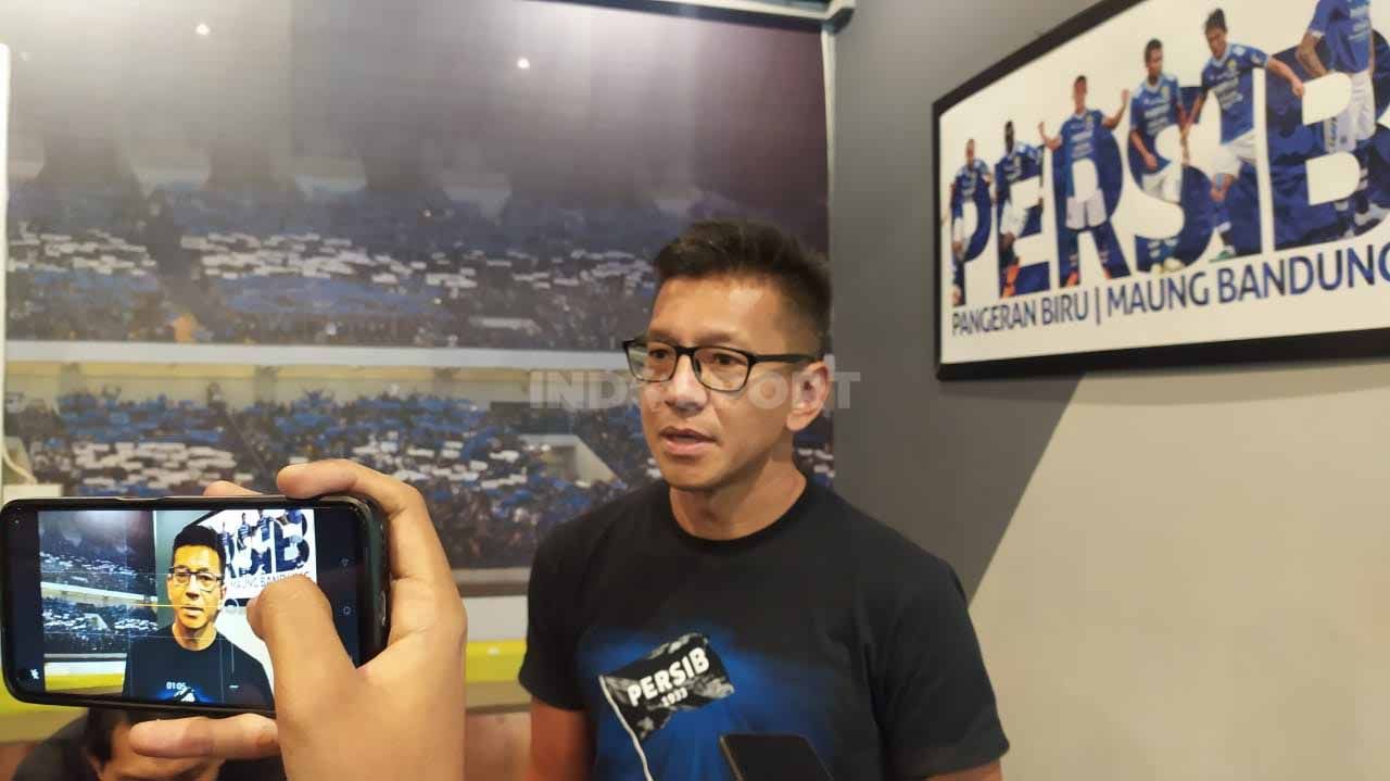 Direktur PT Persib Bandung Bermartabat (PBB), Teddy Tjahjono. (Foto: Arif Rahman/INDOSPORT) Copyright: © Arif Rahman/INDOSPORT